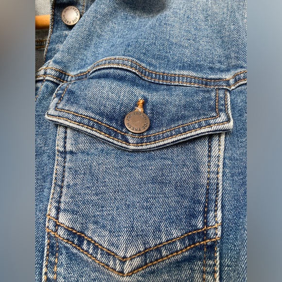 New Joe Fresh denim jean jacket, size M - Picture 8 of 10